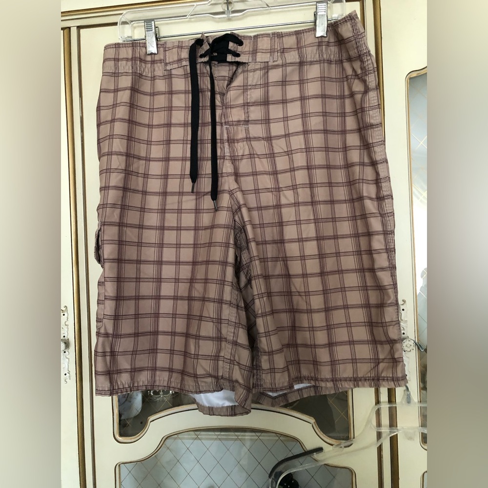 Heritage men’s shorts size 32